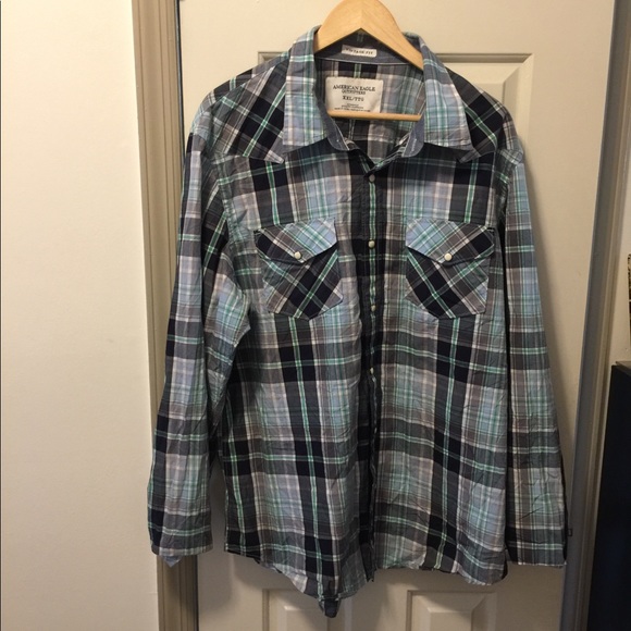 American Eagle Outfitters Other - 2x American Eagle men’s plaid shirt